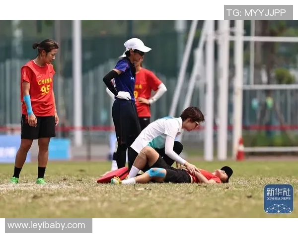 深圳飞盘队与南京飞盘队的精彩对决赛后分析与战术探讨 深圳飞盘队与南京飞盘队的精彩对决赛后分析与战术探讨